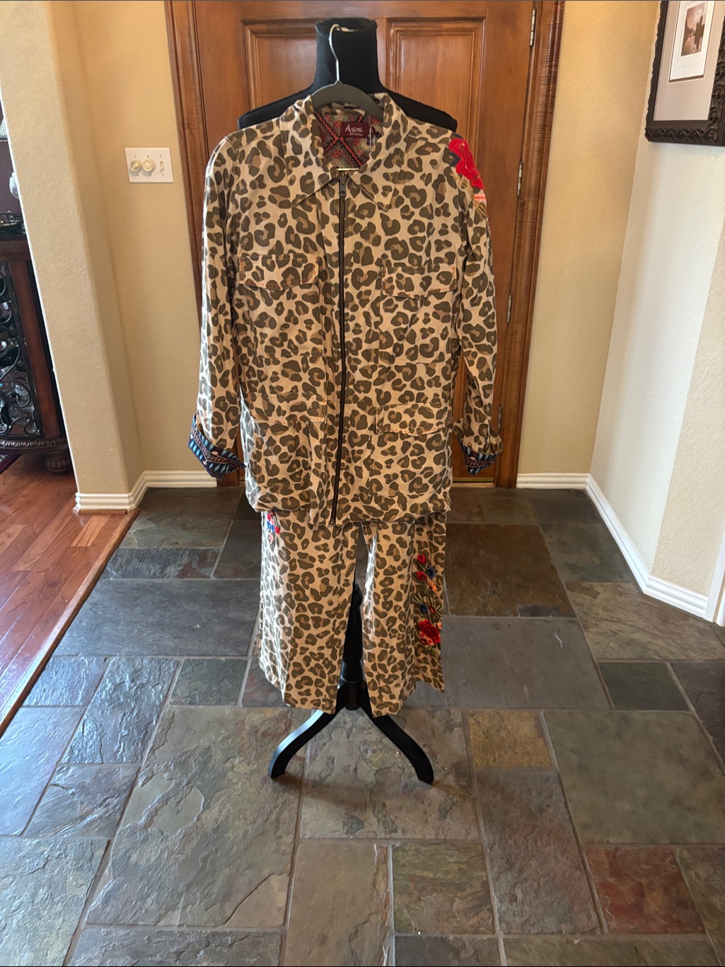 Leopard Print Jacket And Pant Set With Embroidered Details - Beige